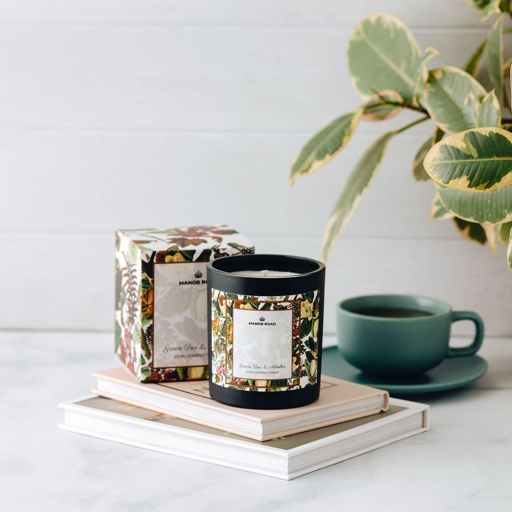 Green Tea & Amber Candle – Manor Road